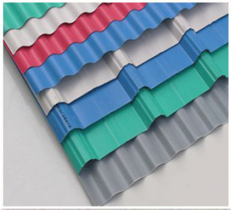 L'utilisation de plaques d'acier colorées